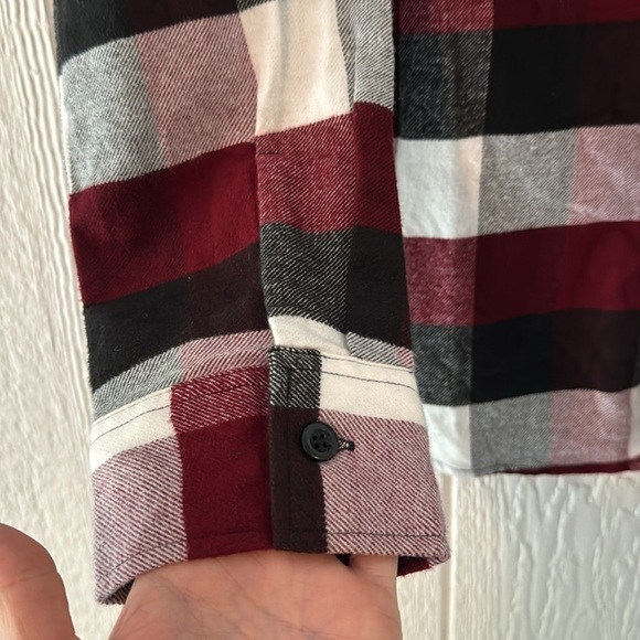 American Eagle Super Soft flannel button down large - Picture 3 of 7